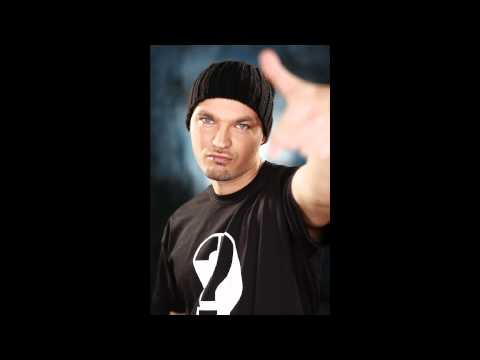 Puya feat. Karie si Yolo - Supa Girl