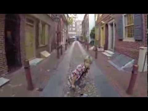 Philadelphia, A Cool Community