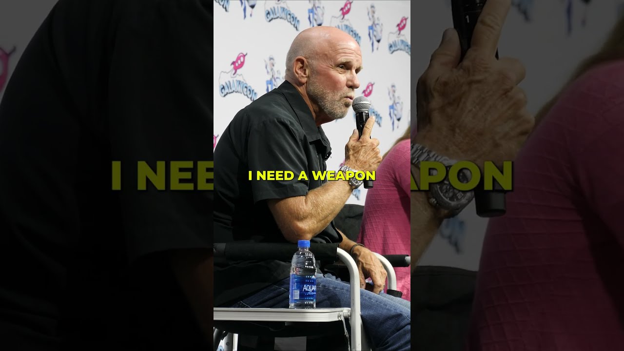 I NEED A WEAPON - Steve Downes Says Master Chief's Most BADASS Line #halo #masterchief