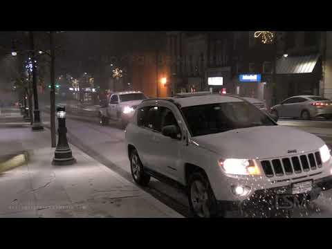 11-27-21 Butler, PA - Snowy, wintery weather in town