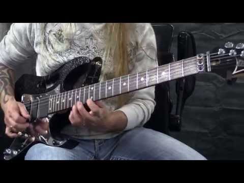 3 Lick Rock Guitar Solo - Easy! | Steve Stine | GuitarZoom.com