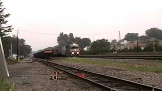 preview picture of video 'Railfanning from the Station Inn, Cresson, PA'