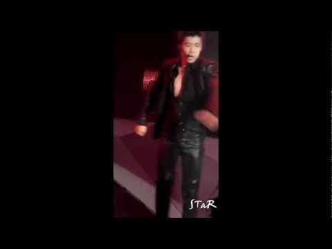 111008 hands up tour heartbeat wooyoung