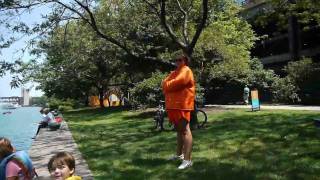 preview picture of video 'Kids fishing on the Chicago Riverwalk'