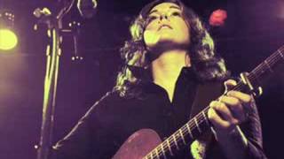 Brandi Carlile - Shadow On The Wall