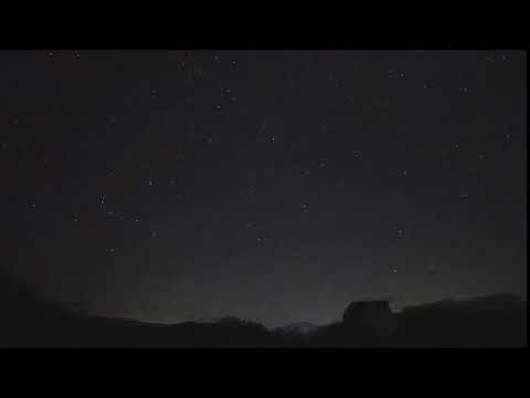 4月の流れ星:こと座流星の観察に最適な時期はいつですか