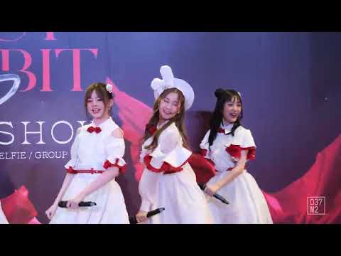 220226 BNK48 Paeyah - Shonichi @ BNK48 First Rabbit Roadshow Mini Concert [Fancam 4K 60p]