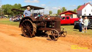 preview picture of video '20th Annual National Tractor Show Fairview Oklahoma'