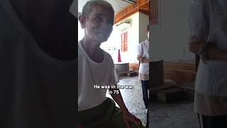 Vietnamese family invites me in their home 🇻🇳