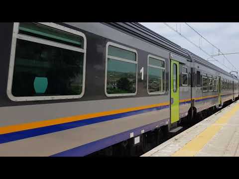 Treno Regionale+Locomotore E464.071 Regionale 93948 Lamezia Terme Centrale-Melito di Porto Salvo
