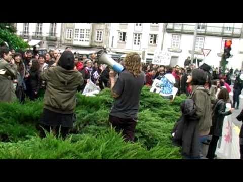 Vídeo: Concentraçom da Rede Feminista Galega contra a visita do Papa