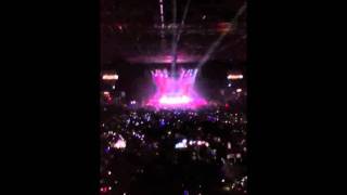 Justin bieber concert 4th march 2011 - willow smith whip my