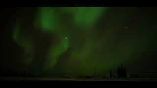 preview picture of video 'Aurora Timelapse, Fort Simpson, NWT - 15 December 2014'