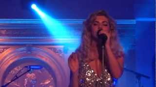 Marina and the Diamonds - Starring Role (new song) live Little Noise Sessions London 23-11-11