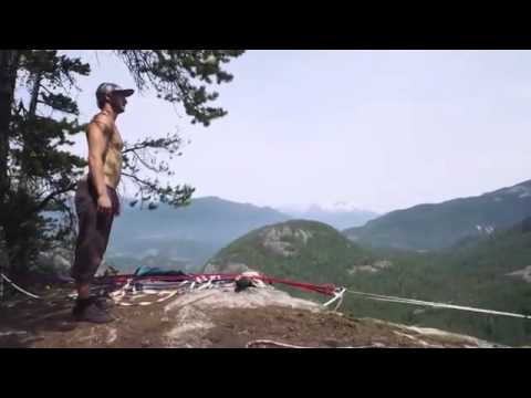 Insane Slacklining! - World Record Free Solo (New)