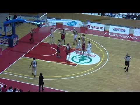 L.F. GIRONA FC,67 - JOPISA CIUDAD DE BURGOS,84 (11/12/2011 0:00:00)