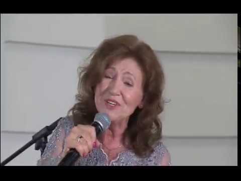 HALINA FRĄCKOWIAK - Like a Natural Women / You Make Me Feel Like/