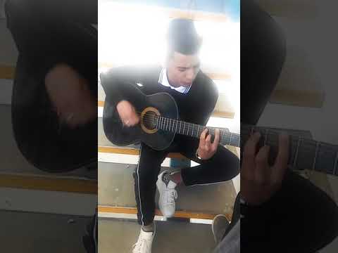 (Me apodan Chava) Gustavo Hernández