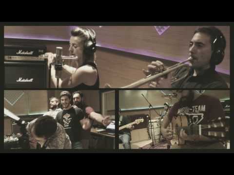 Tipitako ft. Chiki Lora - Gotas de Amor