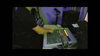 Video thumbnail for SPACEMAN TESTS THE DIGIDESIGN DIGI 003 FACTORY FOR DUB MIXING by PLATTERVISION