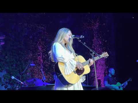 Colbie Caillat & Justin Young - Bubbly Live