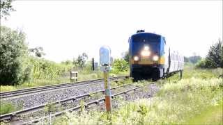 preview picture of video 'CLOSE LOOK AT VIA RAIL ENGINE 914'