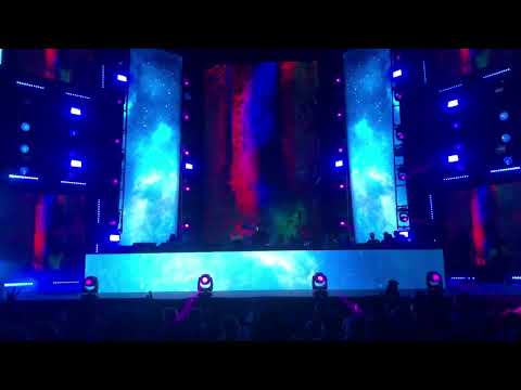 Z trip throwing down Space Funk into Moonlegs LSDREAM collab