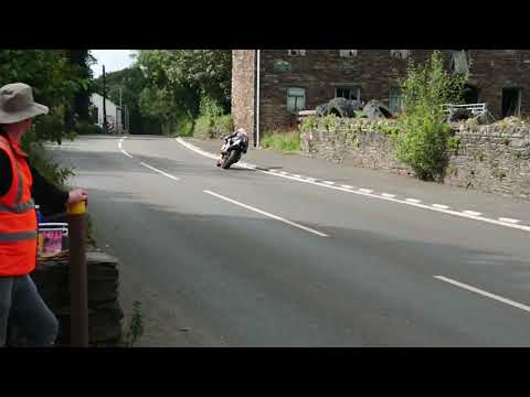 Classic TT 2019 Superbike & Manx Grand Prix Practice. Fast approach to Harold's Wall/Gorse Lea.