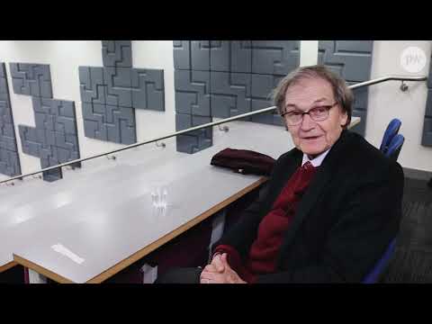 Roger Penrose discusses his career in mathematical physics