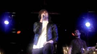 Young Blood - Kids in Glass Houses (Live)