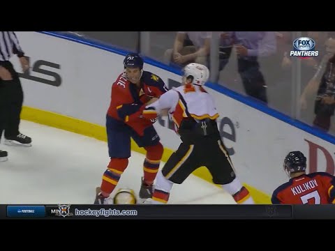 Josh Jooris vs Derek MacKenzie Nov 10, 2015