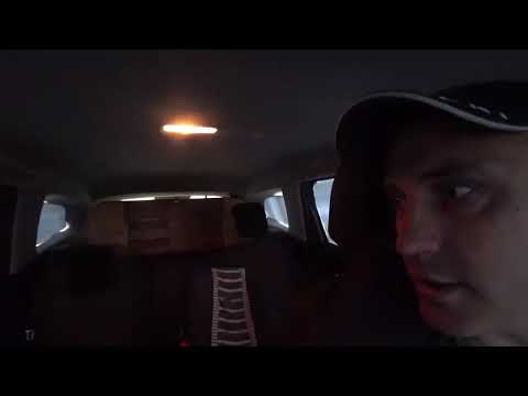 «Приватность в машине: установка непрозрачных пленочных панелей на окна»