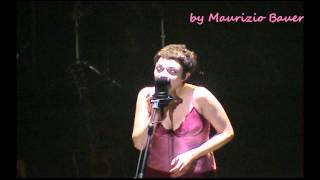 CARMEN CONSOLI - NON VOLERMI MALE ☆★ LIVE TORINO 2001 ツ