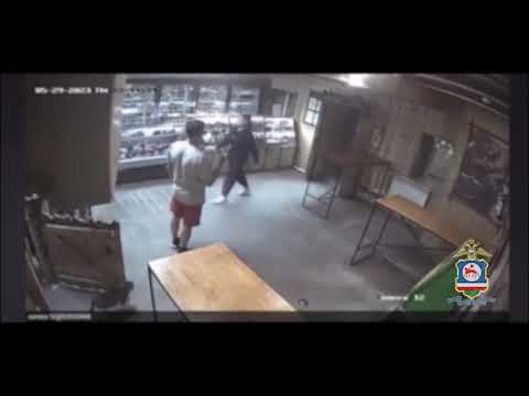 В Якутске молодой человек украл в магазине 11 упаковок электронных сигарет