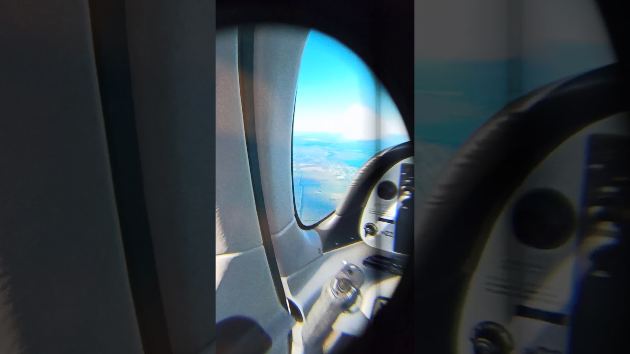 Does your VR horizon tilt as it does in the regular Flight Simulator? - Virtual  Reality (VR) - Microsoft Flight Simulator Forums