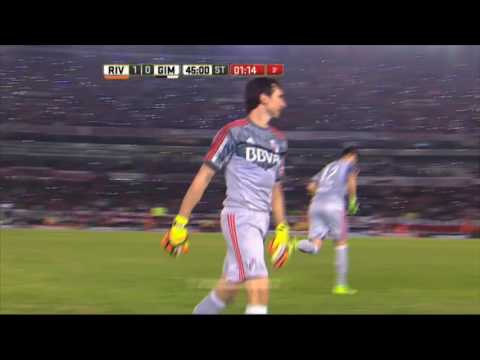 La ovación a Barovero. River 1 - Gimnasia 0. Fecha 15. Primera División 2016.