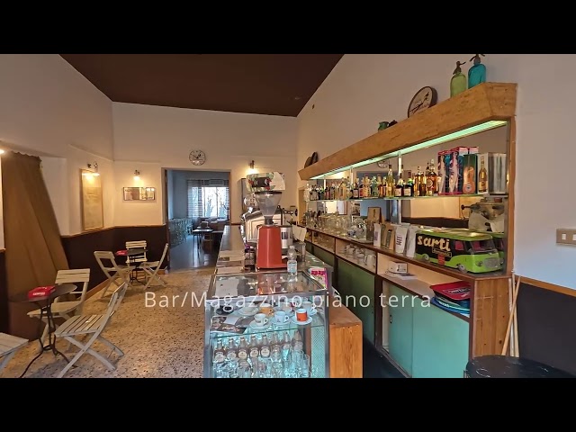 Intero edificio in vendita a Saludecio