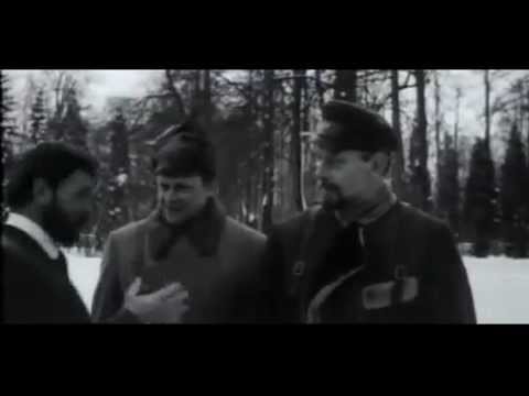 Отрывок из фильма Непобедимый 1983 год.