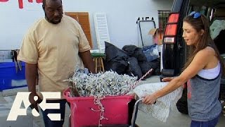Storage Wars: Ivy is Mary's New BFF (Season 7, Episode 9) | A&E