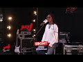 Ebony Reprend Creep De Radiohead NRJ Cover Day