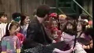 Sesame Street - Billy Joel sings the alphabet