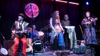 Tribecastan, "Ghetto Garbo"