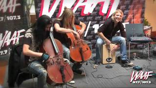 Apocalyptica performs &quot;Enter Sandman&quot;