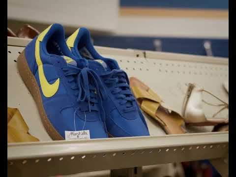 BLUE SHOES