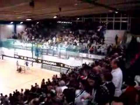 Cori " I coltellacci" e" E a Casa tua c' è tutto"