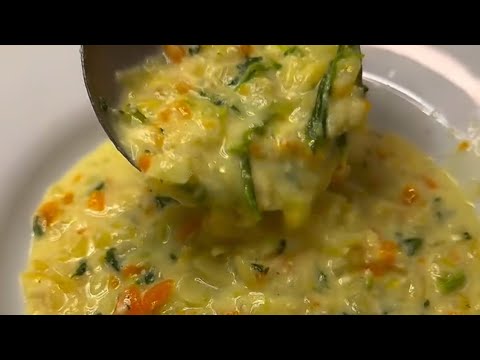 La soupe du chalet au Thermomix . Recette disponible sur Cookidoo® Suisse. #soupes #thermomix