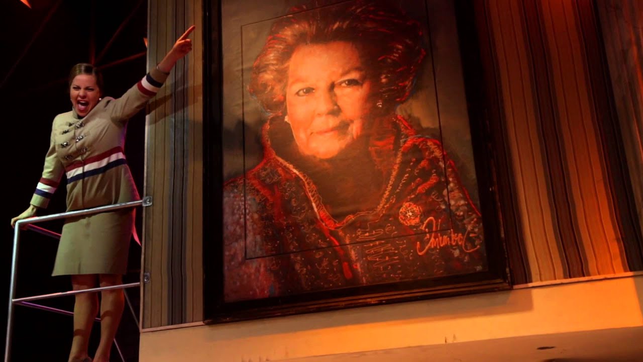 Ik Koningin (feat. Princes Max) - the cast of HEMA the musical
