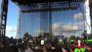 Smoking Popes - Not That Kind of Girlfriend (Riot Fest Chicago 2013)