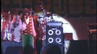 puppet master - lucky dube live in (curacao)