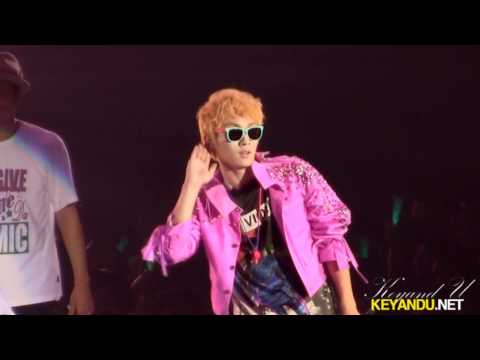 [fancam] Key solo My First Kiss feat.Taemin @ SWC in Osaka